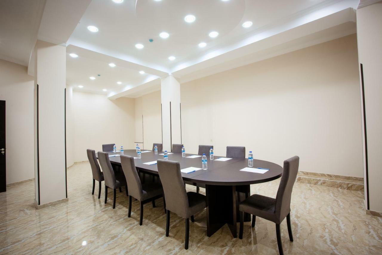 Hotel Comfort Tbilisi Zewnętrze zdjęcie